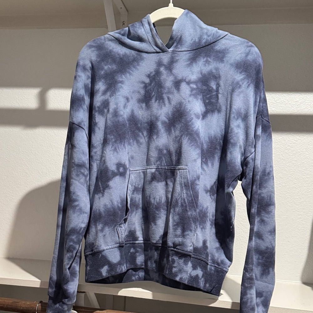 La Hearts Blue Tie-Dye Hoodie